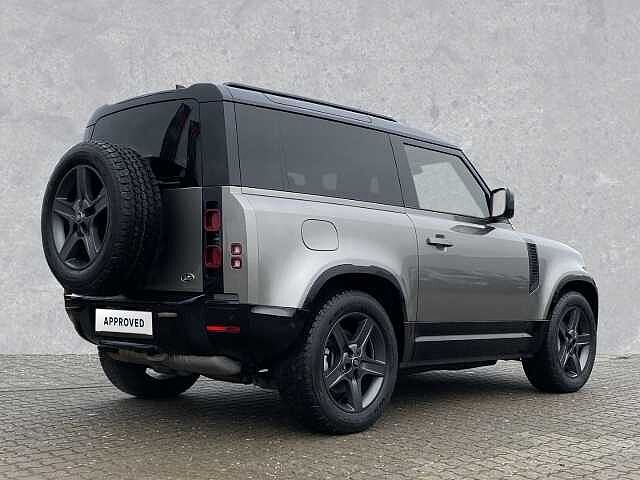 Land Rover Defender Dynamic SE