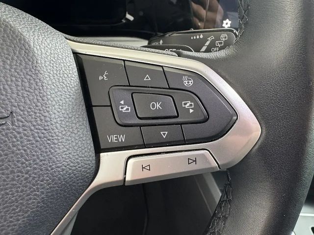 Volkswagen Golf DSG Life Variant