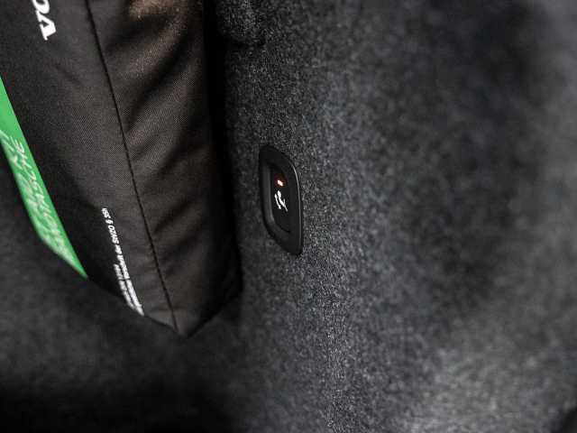 Volvo XC40 Core Recharge