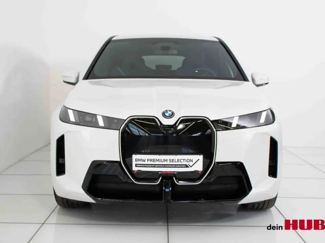 BMW iX xDrive45