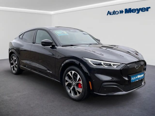 Ford Mustang Mach-E 75 kWh AWD Premium