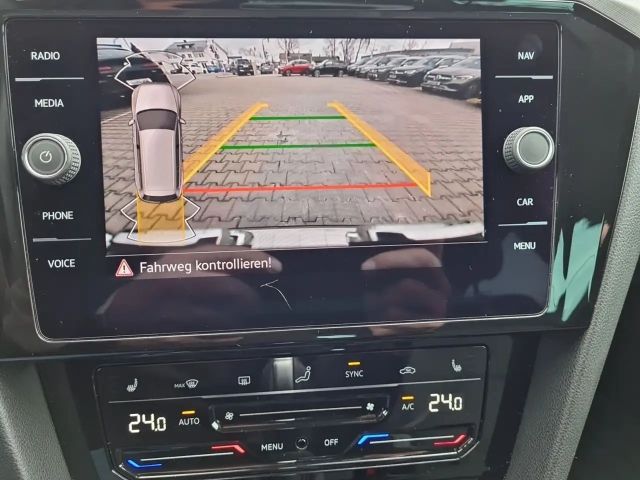 Volkswagen Passat 2.0 TDI Business DSG Variant