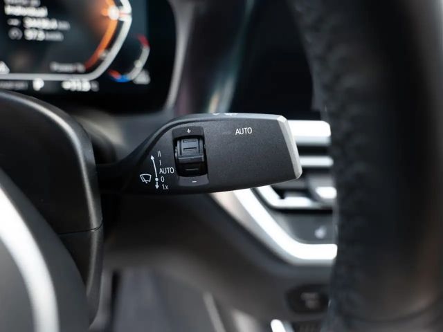 BMW 330 330d M-Sport Sedan xDrive