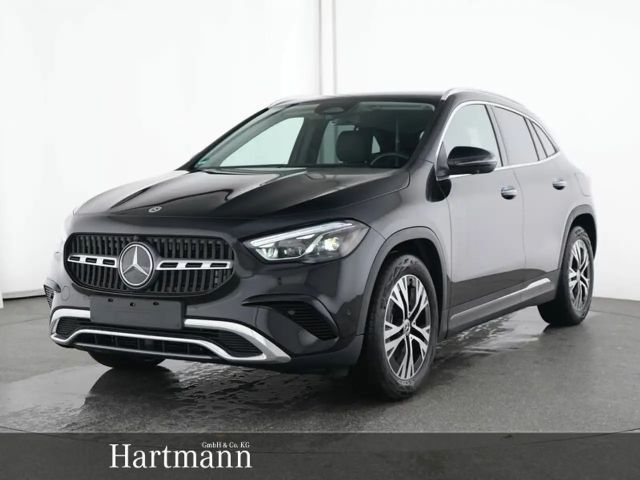 Mercedes-Benz GLA 200 Progressive