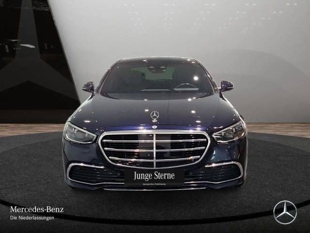 Mercedes-Benz S 400 4MATIC S 400 d Sedan