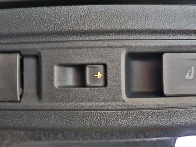 Volkswagen Passat DSG R-Line