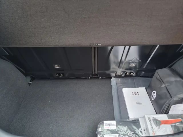 Toyota Aygo X 1.0 VVT-i Business