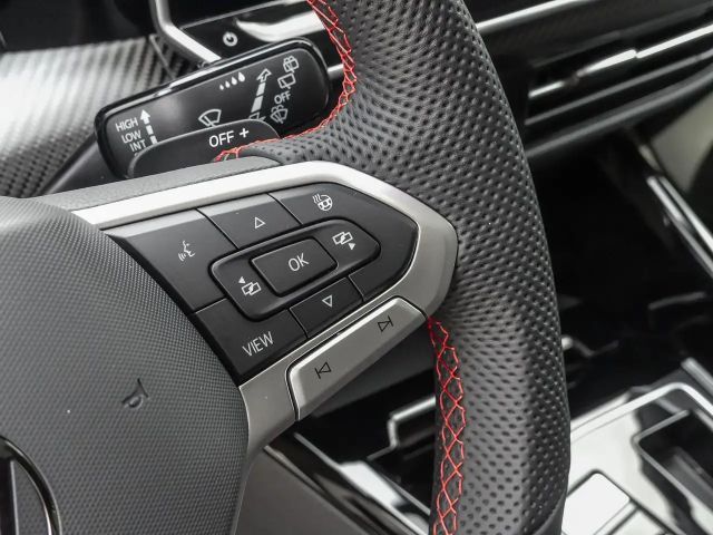 Volkswagen Golf 2.0 TSI GTI