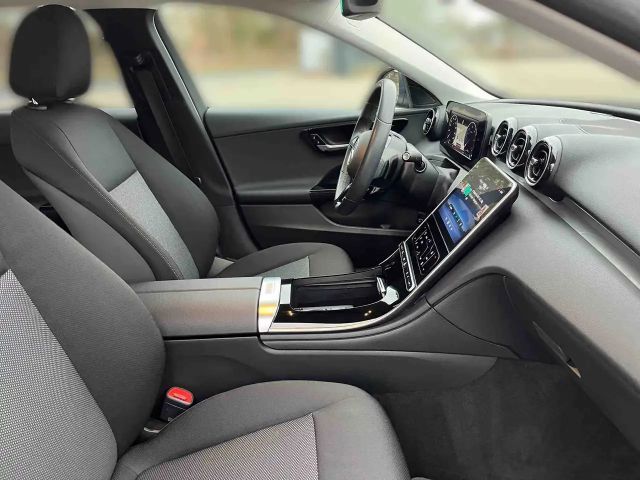 Mercedes-Benz C 200 AVANTGARDE C 200 d Estate