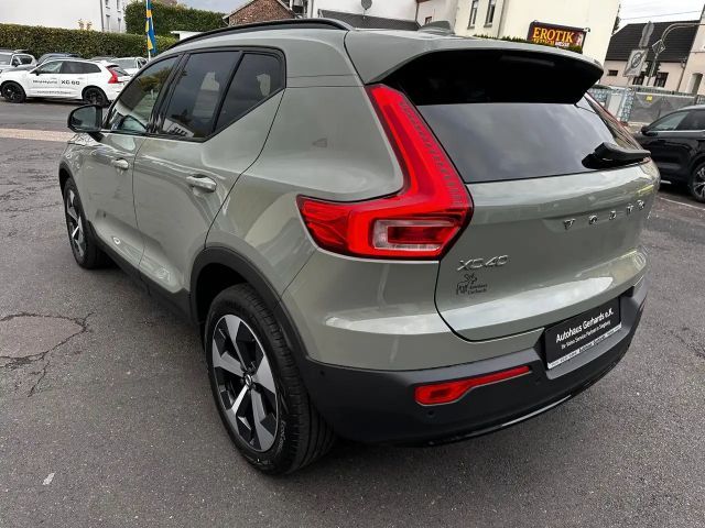 Volvo XC40 Dark Plus