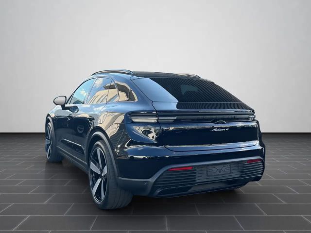 Porsche Macan 4