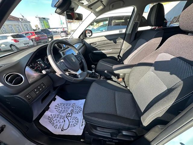 Suzuki Vitara AllGrip Hybrid Shine