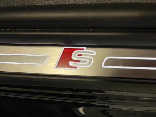 Audi A4 40 TDI Avant Quattro S-Line S-Tronic