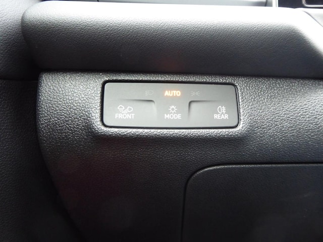 Volkswagen T-Roc T-ROC NF 1.5 RLineB 110eTSID7F