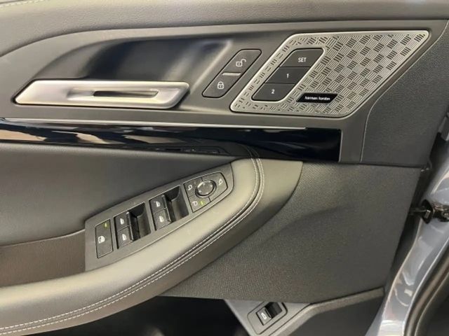 BMW 218 218i Active Tourer Sedan