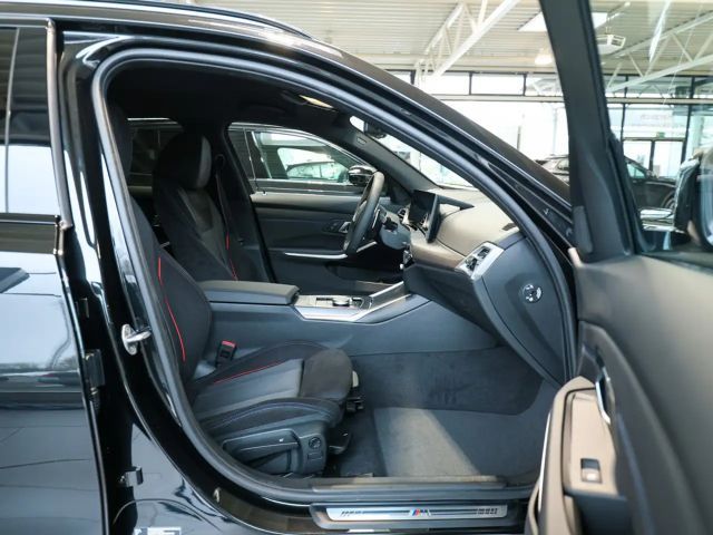 BMW 320 320d M-Sport Touring