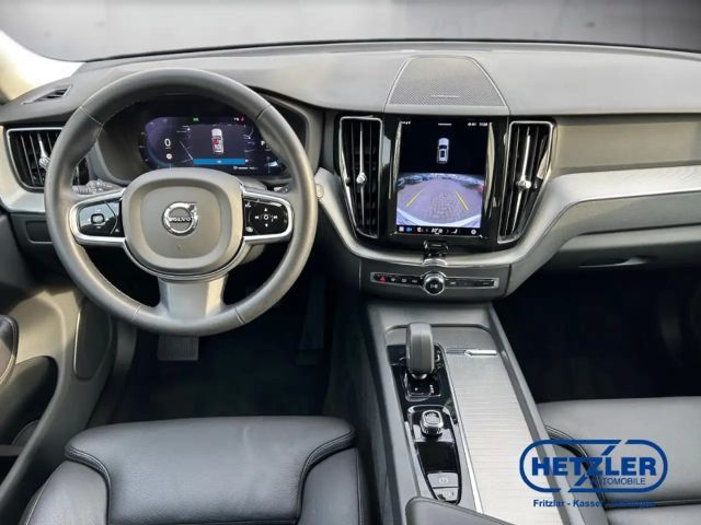 Volvo XC60 AWD Dark Plus