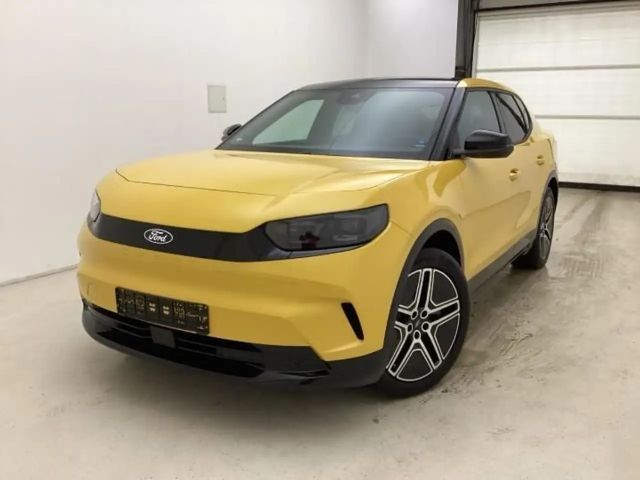 Ford Capri AWD Premium