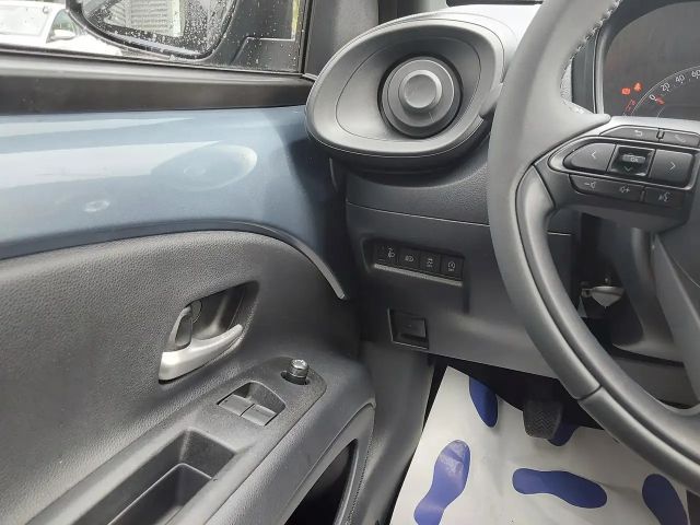 Toyota Aygo X Business Hatchback