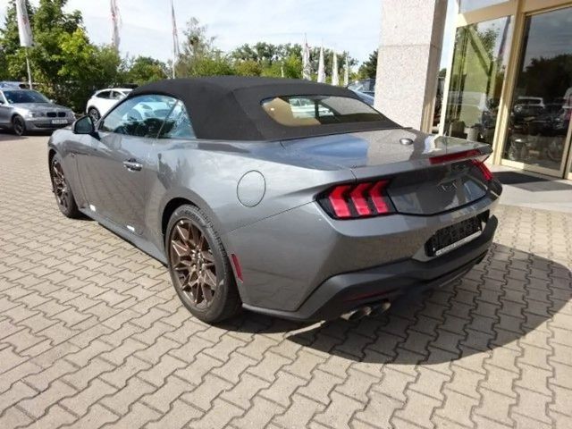 Ford Mustang Convertible GT 5.0 V8