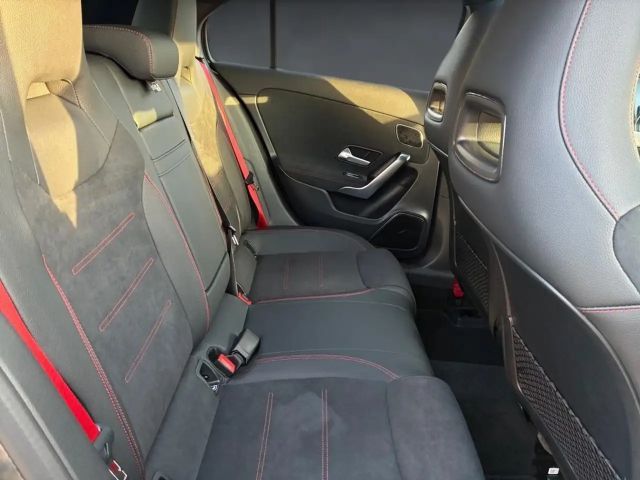 Mercedes-Benz A 35 AMG 4MATIC AMG Line