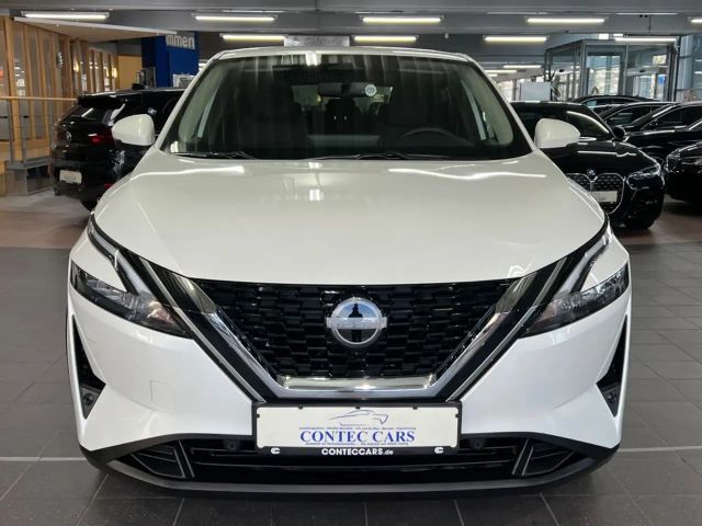 Nissan Qashqai 1.3 Connecta LED+KEYLESS+360°+ACC+VC uvm