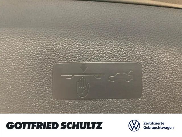 Volkswagen T-Roc GOAL TSI NAVI SITZHEIZUNG EINPARKHILFE LED