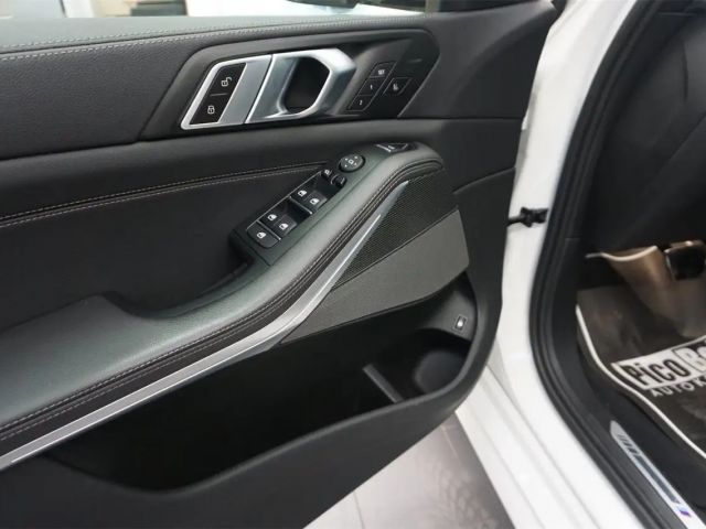 BMW X5 xDrive45e