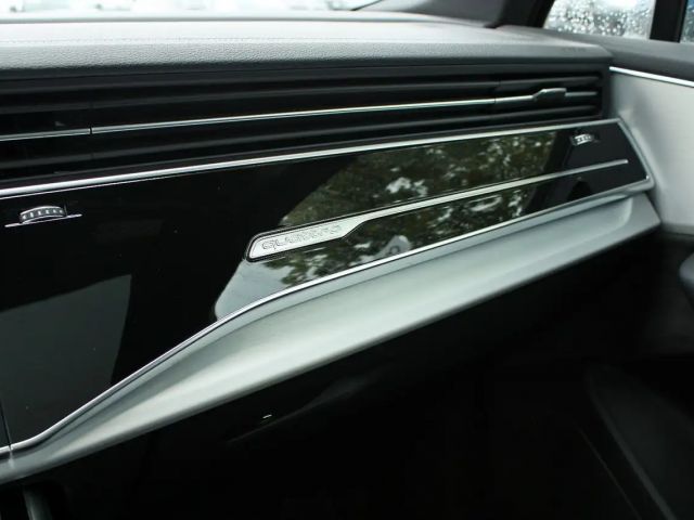 Audi Q7 50 TDI Quattro S-Line