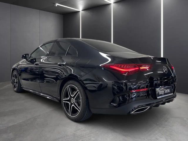 Mercedes-Benz CLA 200 AMG Line Coupé