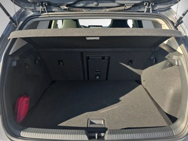 Volkswagen Golf 1.5 TSI Golf VIII IQ.Drive Style