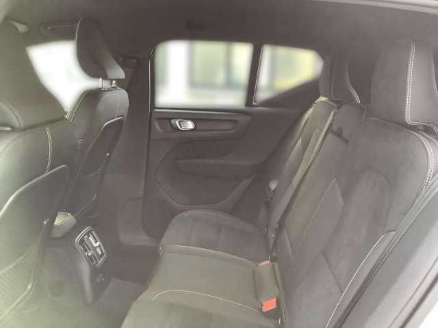 Volvo XC40 Dark Plus