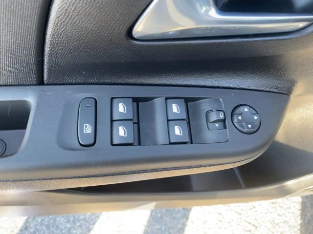 Opel Corsa 1.2 Turbo Edition Turbo