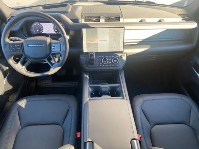 Land Rover Defender 110 Dynamic HSE