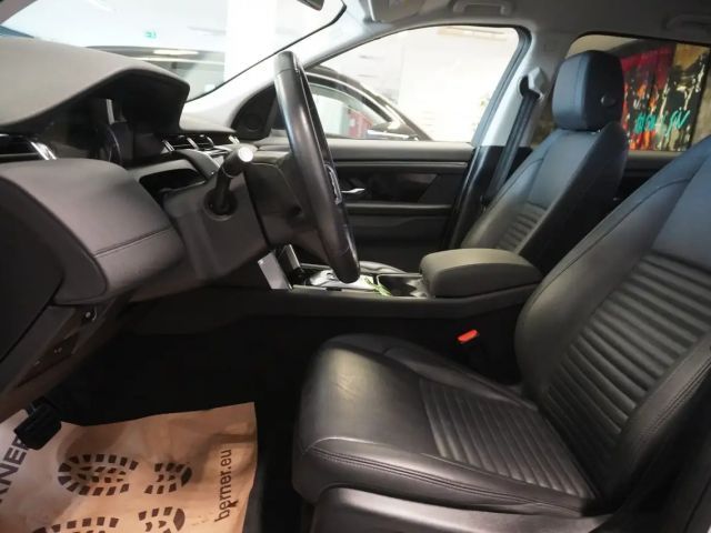 Land Rover Discovery Sport AWD SE