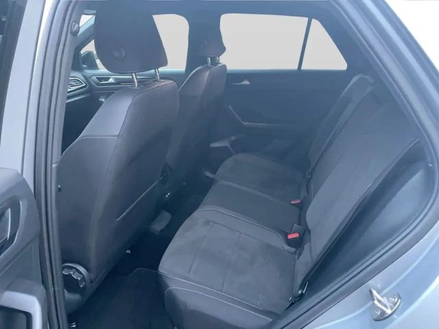 Volkswagen T-Roc 1.5 TSI DSG IQ.Drive R-Line