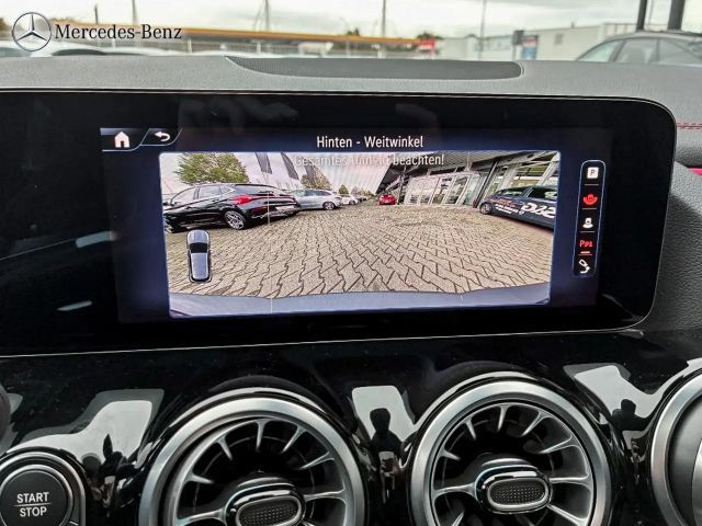 Mercedes-Benz EQA 300 4MATIC AMG Line