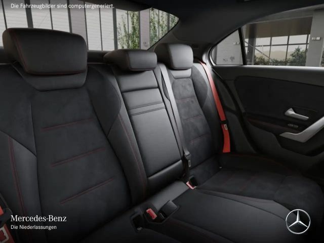 Mercedes-Benz A 35 AMG 4MATIC AMG Line