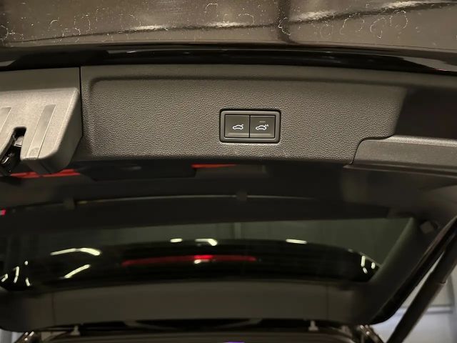 Volkswagen Touareg 4Motion R-Line Style