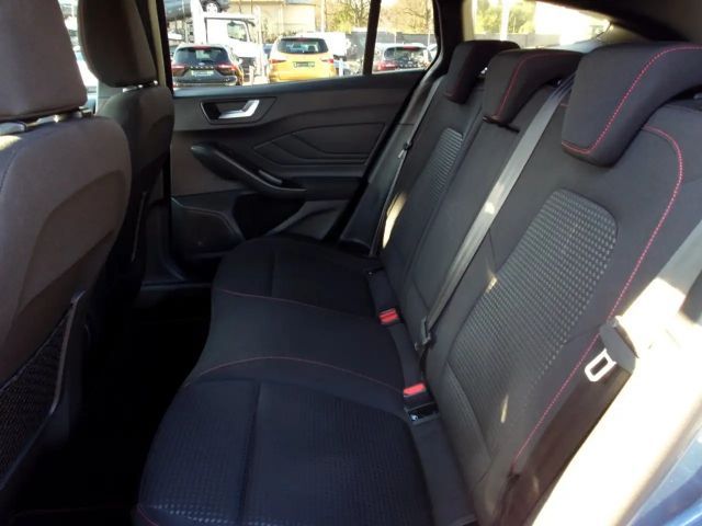 Ford Focus EcoBoost ST Line Wagon