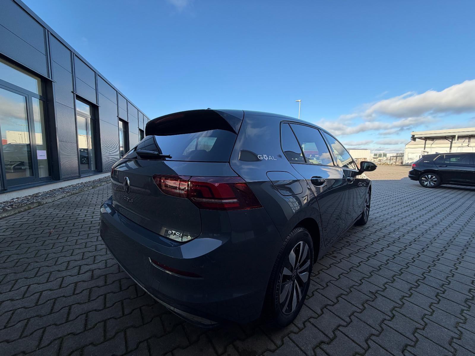 Volkswagen Golf 1.5 eTSI Golf VIII