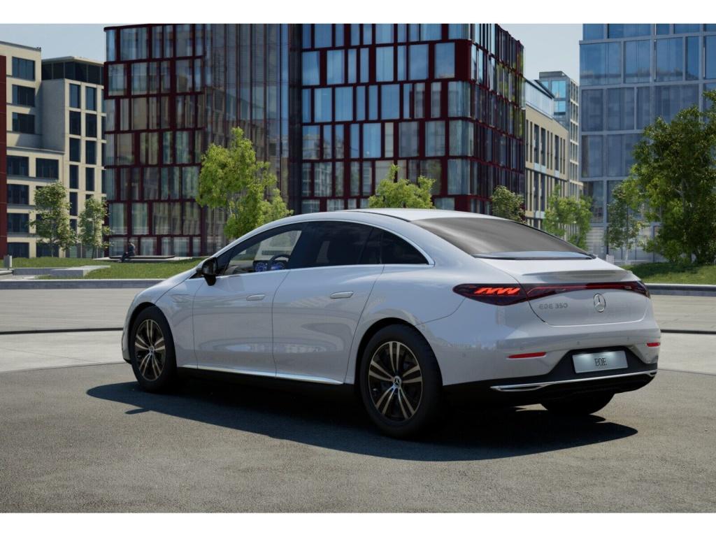 Mercedes-Benz EQE 350 Sedan