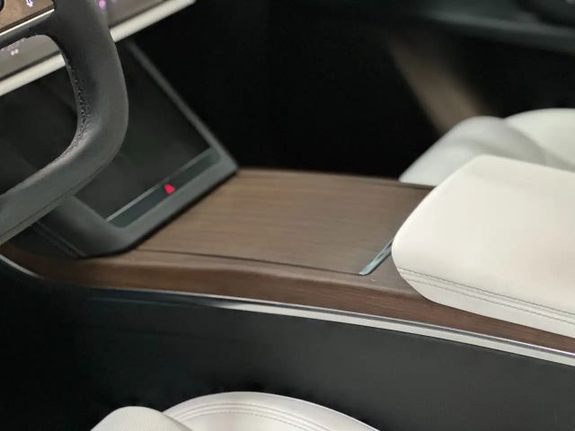 Tesla Model X Long Range