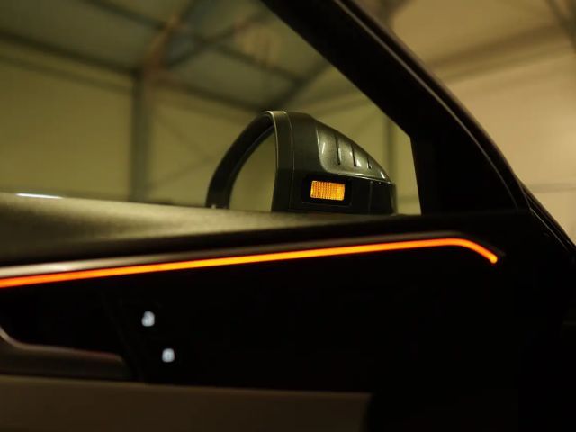 Audi A4 35 TDI Avant S-Line S-Tronic