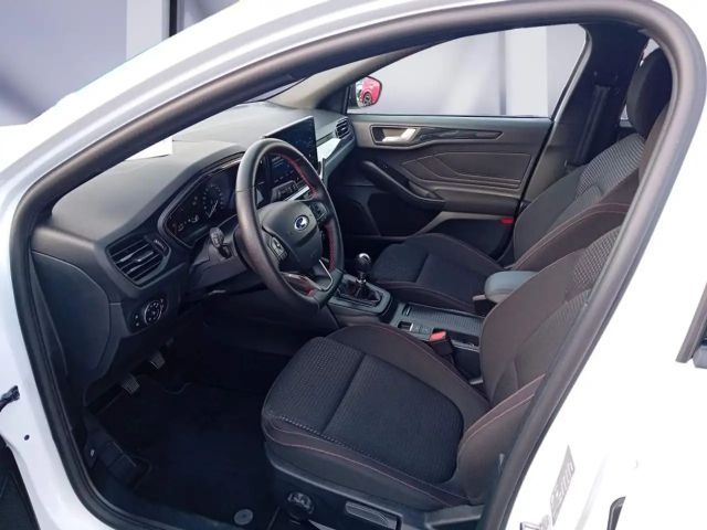 Ford Focus ST Line Wagon