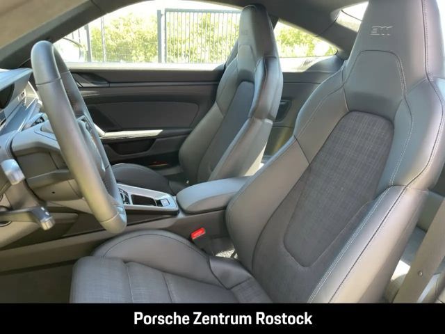 Porsche 992 Carrera Coupé Turbo