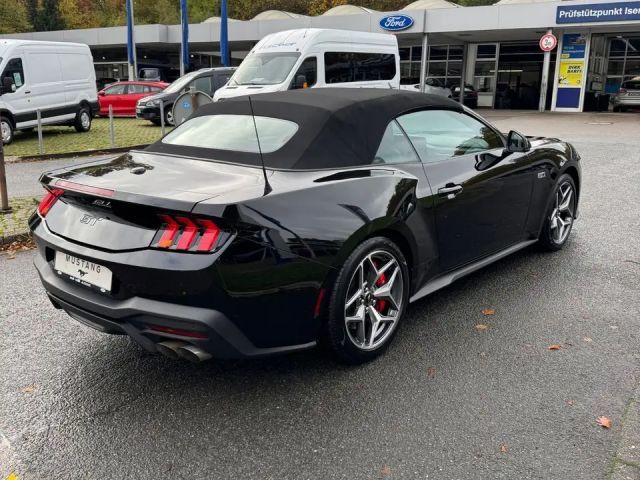 Ford Mustang Convertible GT 5.0 V8