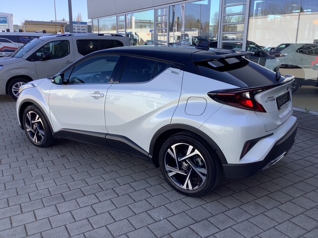 Toyota C-HR 5-deurs Bi-Tone Team D