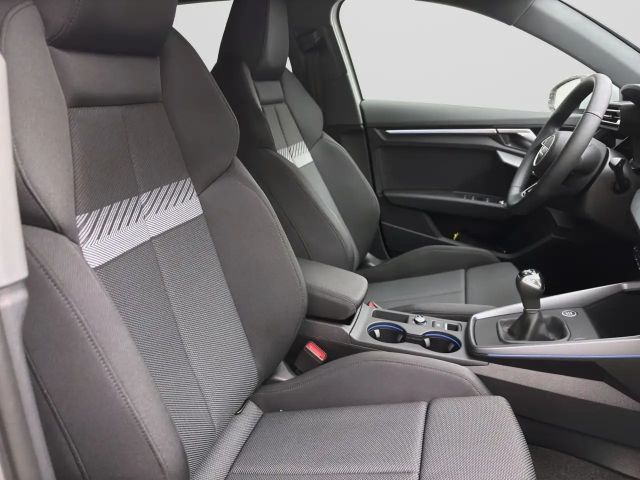 Audi A3 30 TDI Sedan