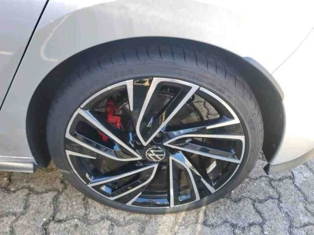 Volkswagen Golf Business DSG GTI